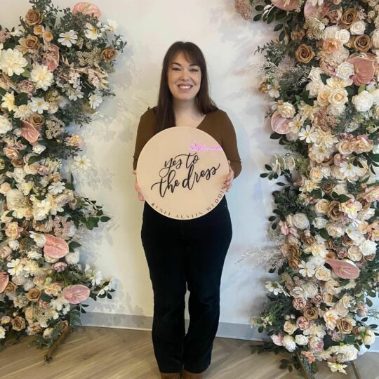 https://www.loversandfriends.wedding/wp-content/uploads/2024/05/414942707_10161046897716438_6181868729505058163_n-540x540.jpg